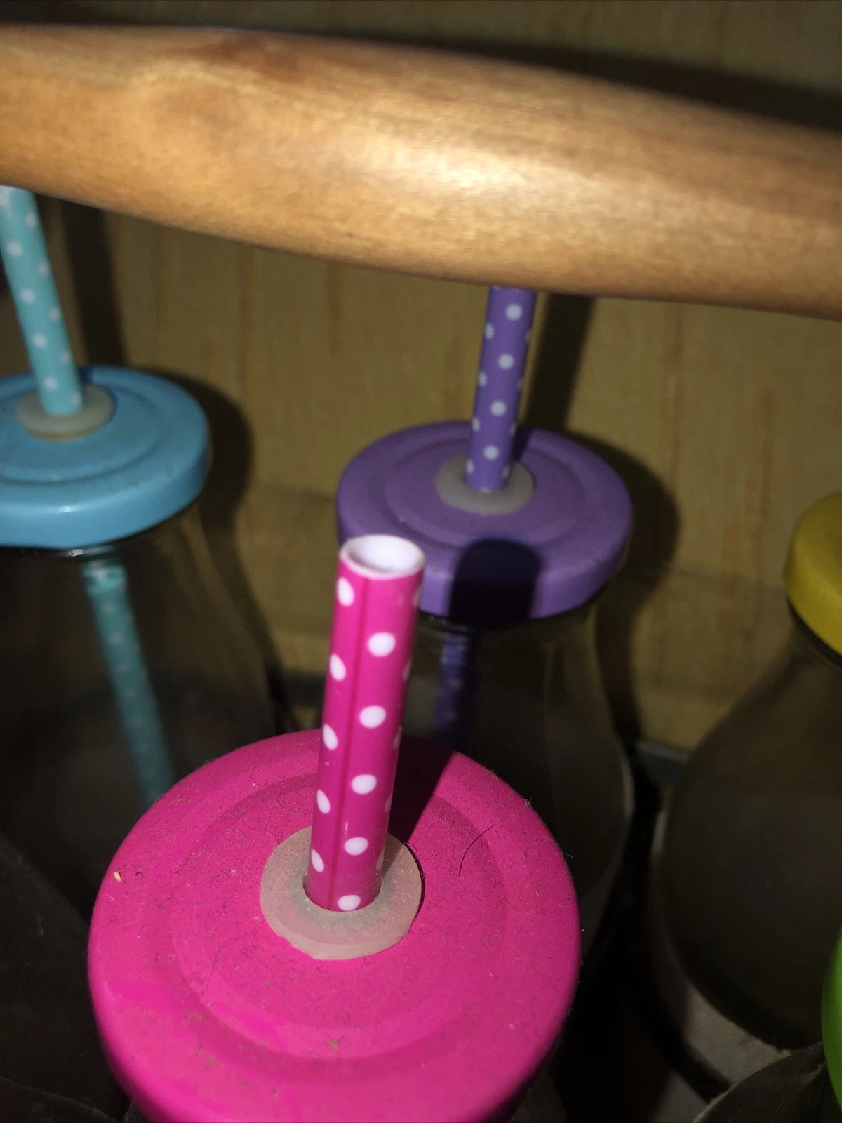 Galvanized Caddy With 6 20 oz. Glass Bottles Screw On Colored Lids With Straws | eBay