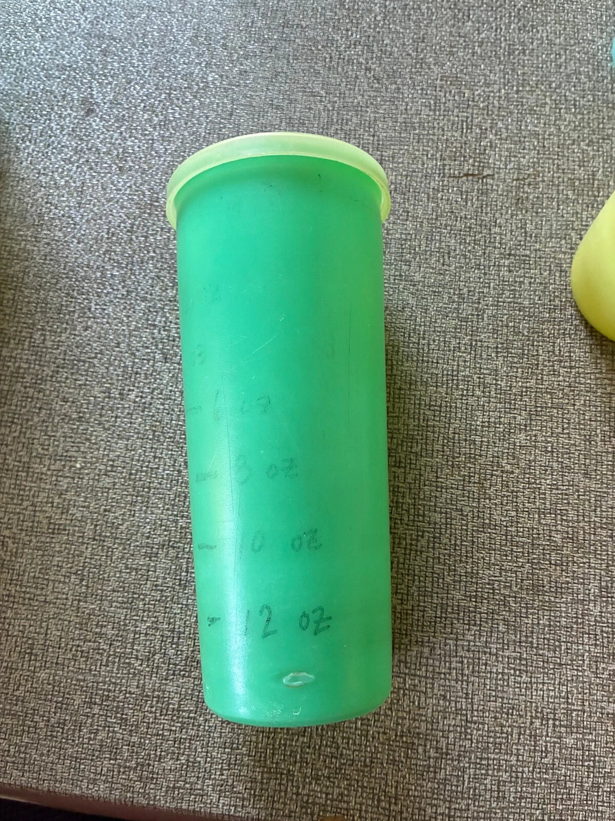 TUPPERWARE Vintage Set of 4 Pastel Tumblers Cups 16 oz and 3 cups w/lids 500 ml | eBay