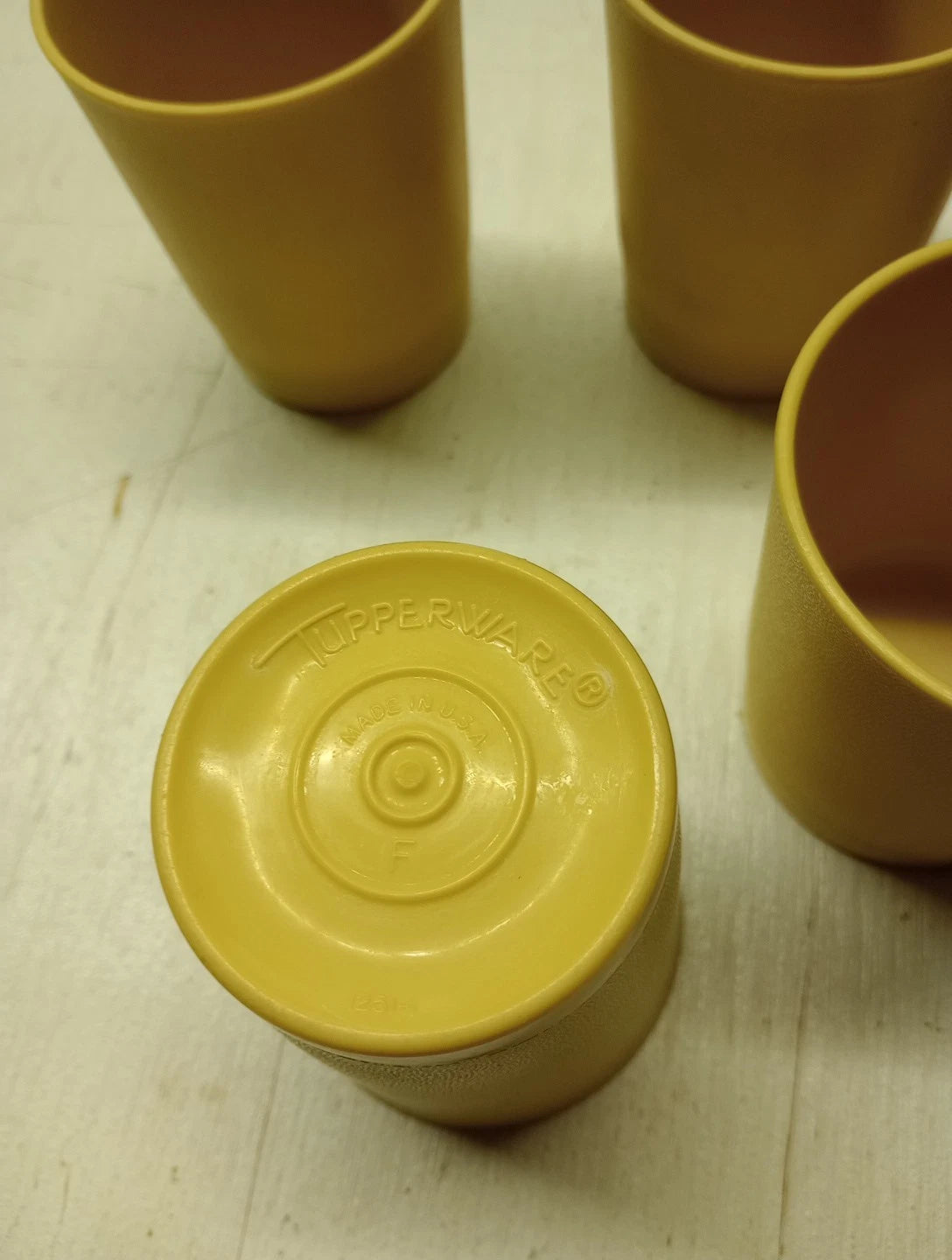 Lot of 5: Vintage Harvest Gold Tupperware Tumblers Plastic Cups 1251 - 6oz | eBay