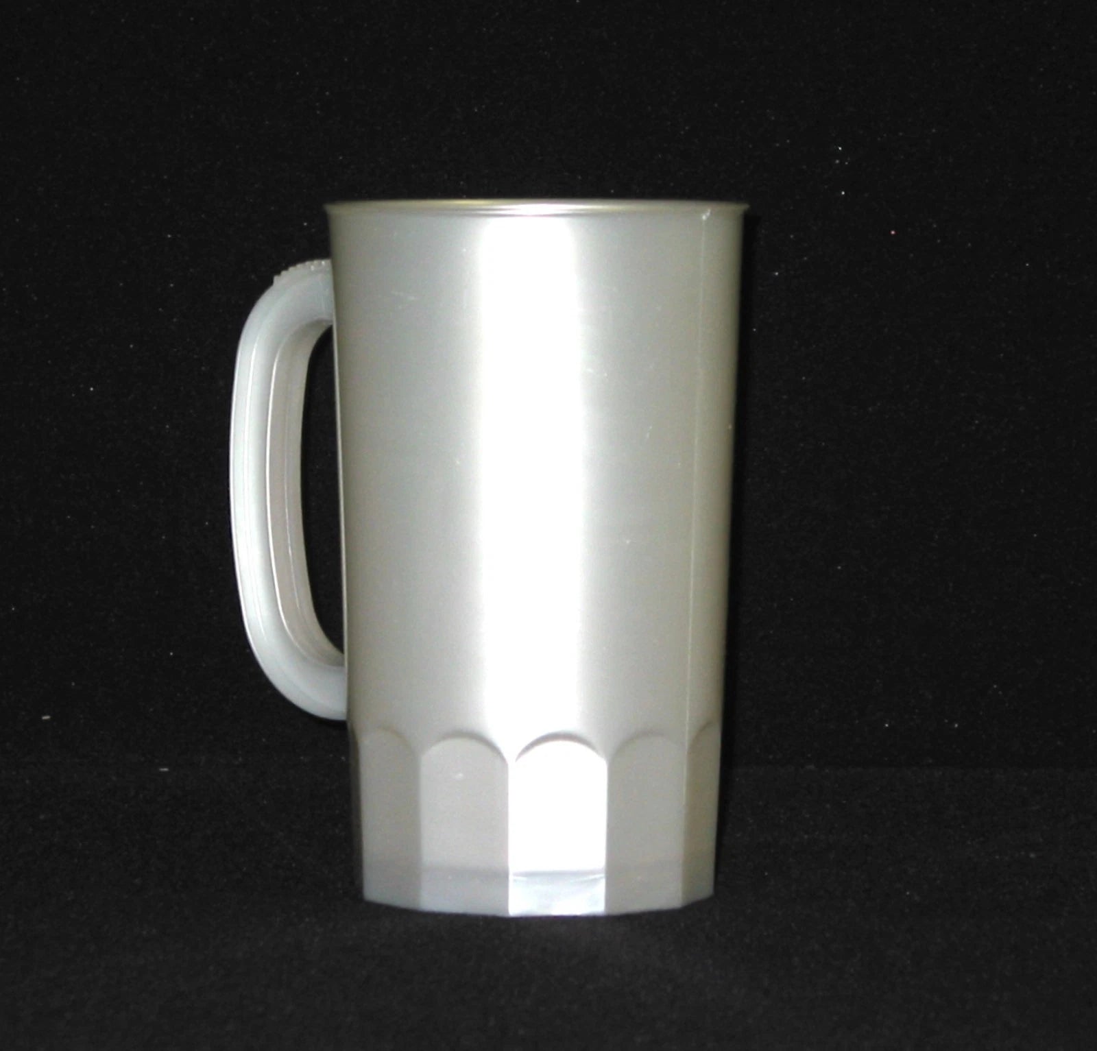 6 Large Pearl White 22 Oz Beer Mugs Made USA Lead Free Steins Tops in Quality | eBay