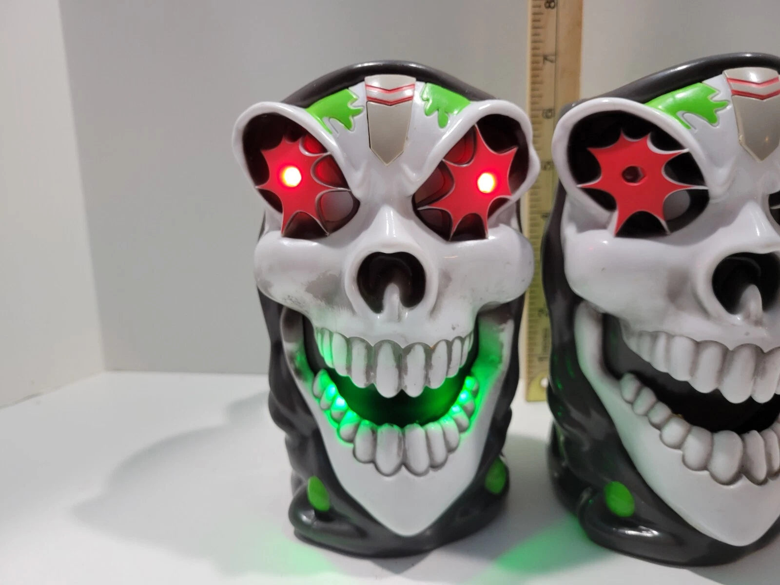 Monster Jam GRAVE DIGGER Souvenir Light Up Drink Mugs/Cups 20 oz. | eBay