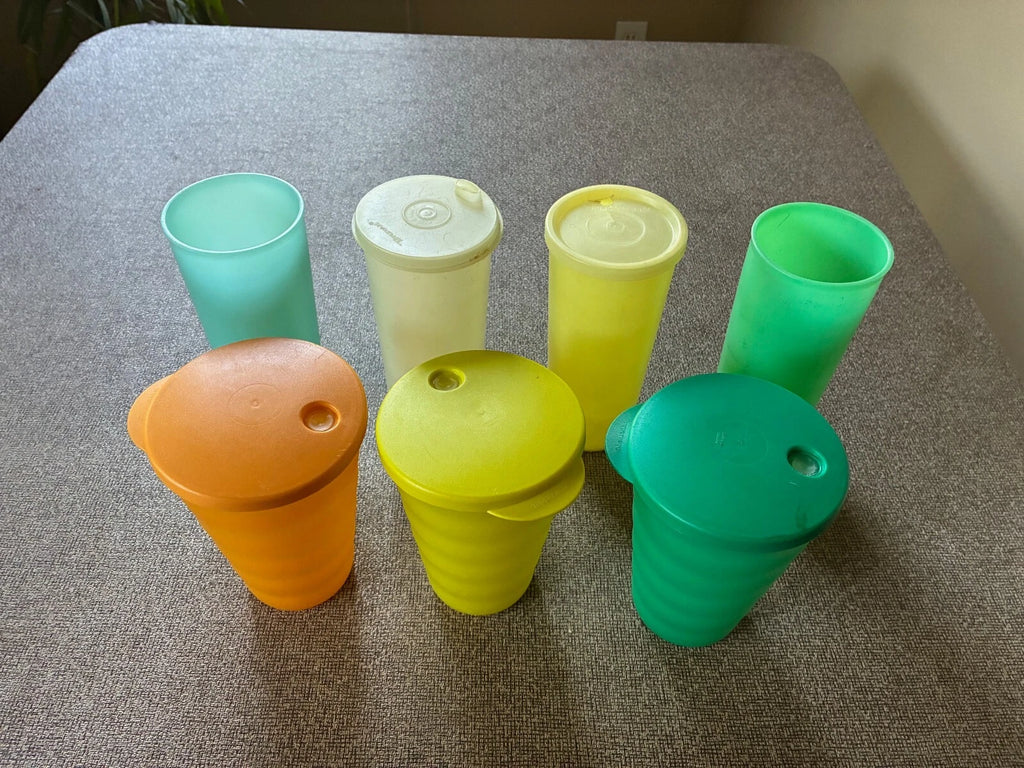 TUPPERWARE Vintage Set of 4 Pastel Tumblers Cups 16 oz and 3 cups w/lids 500 ml | eBay