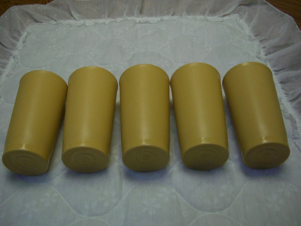 5 Tupperware Harvest Gold Plastic 6" Tall Tumblers/Style # 873-24 | eBay
