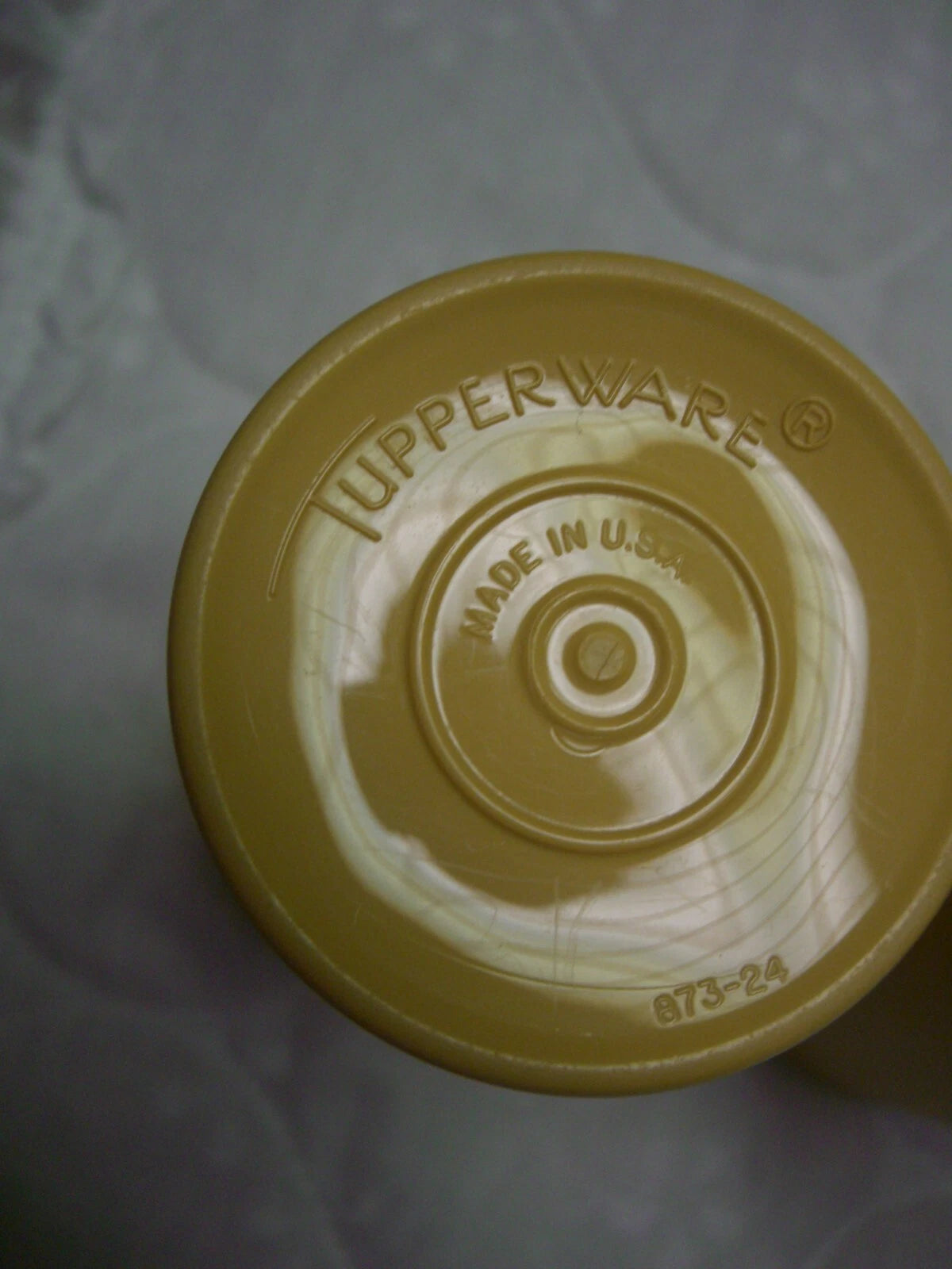 5 Tupperware Harvest Gold Plastic 6" Tall Tumblers/Style # 873-24 | eBay