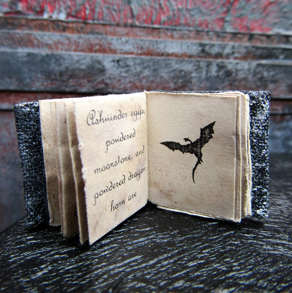 SET Dollhouse miniature Halloween Book and Potion Witch fairy accessory 1/12 1/6 | eBay