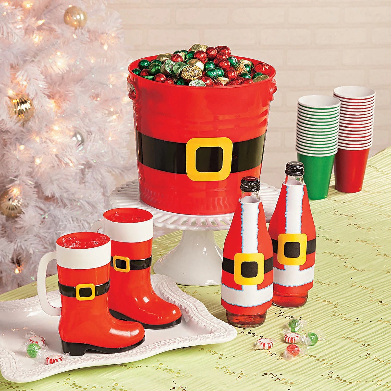 6" 10 oz. Santa Boot Red & White BPA-Free Plastic Mugs - 12 Ct. | eBay