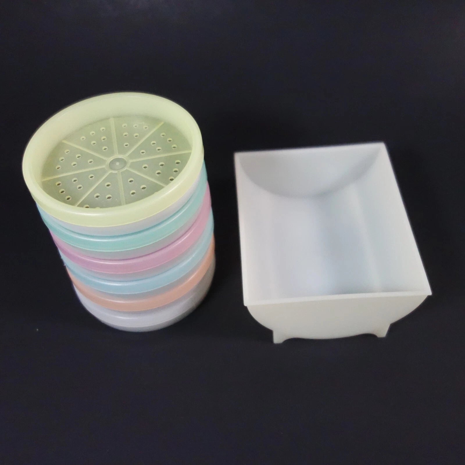 Tupperware Wagon Wheel Coasters 567 Caddy Rack Holder Foam Set of 6 Vintage | eBay