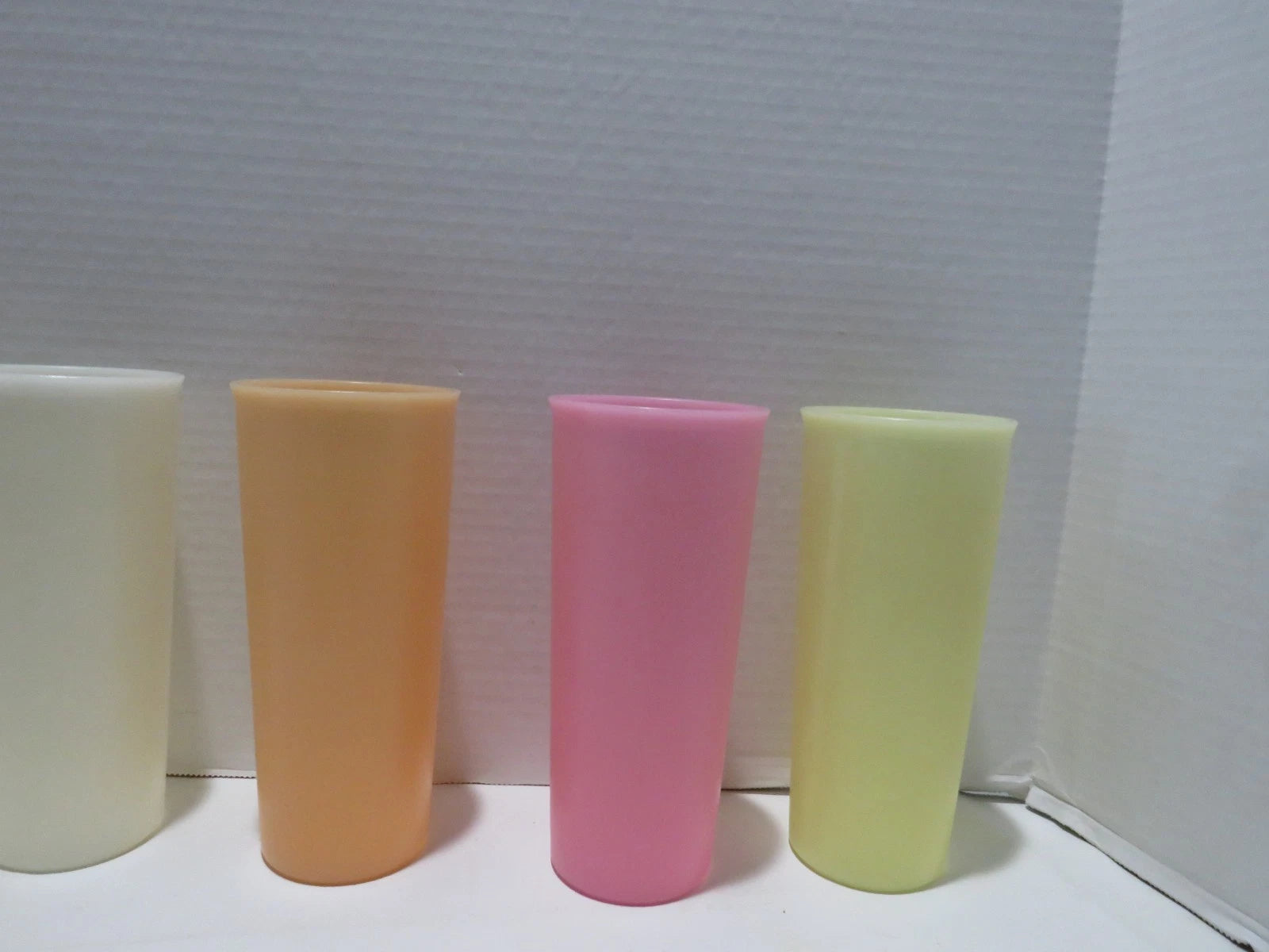 VTG TUPPERWARE 12 OZ & 8 OZ TUMBLERS 6-12 OZ/2-8OZ 1970'S PASTELS TOTAL SET OF 8 | eBay