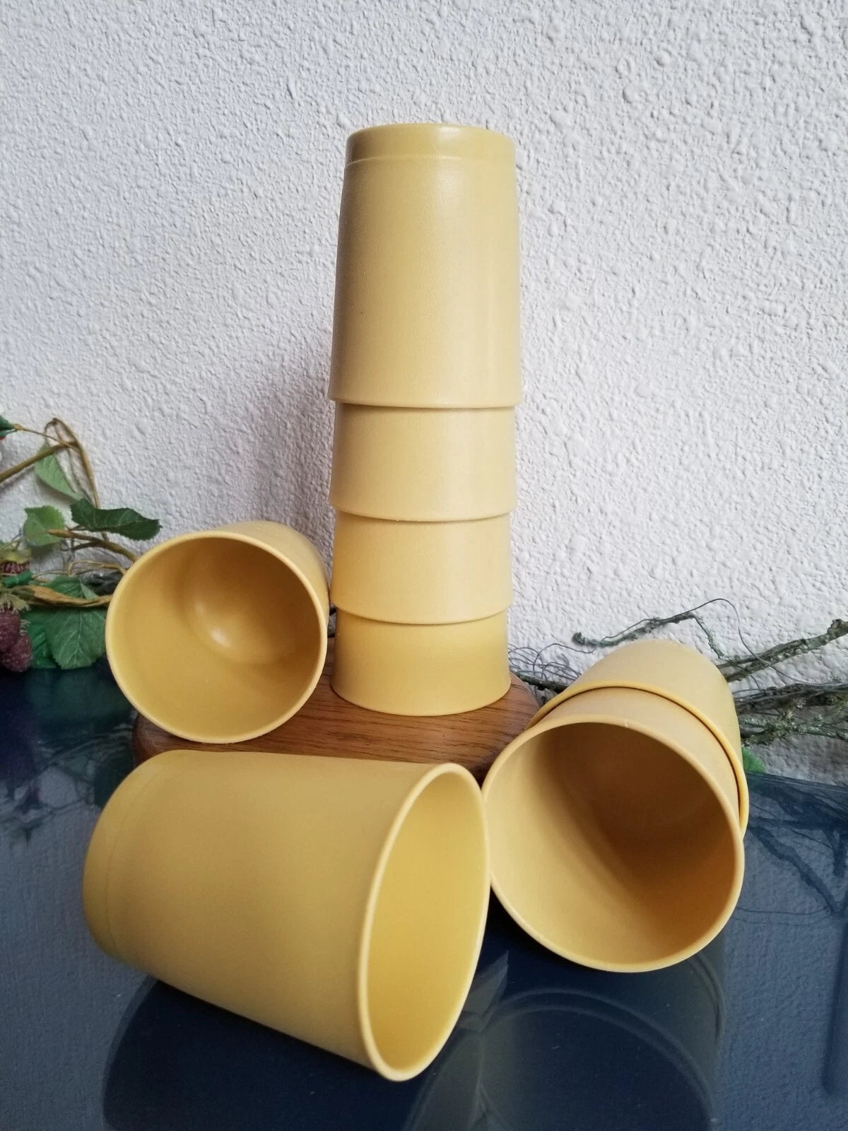 Vintage Set of 8 Tupperware Harvest Gold 6 oz Tumblers Cups #1251 Orange juice | eBay