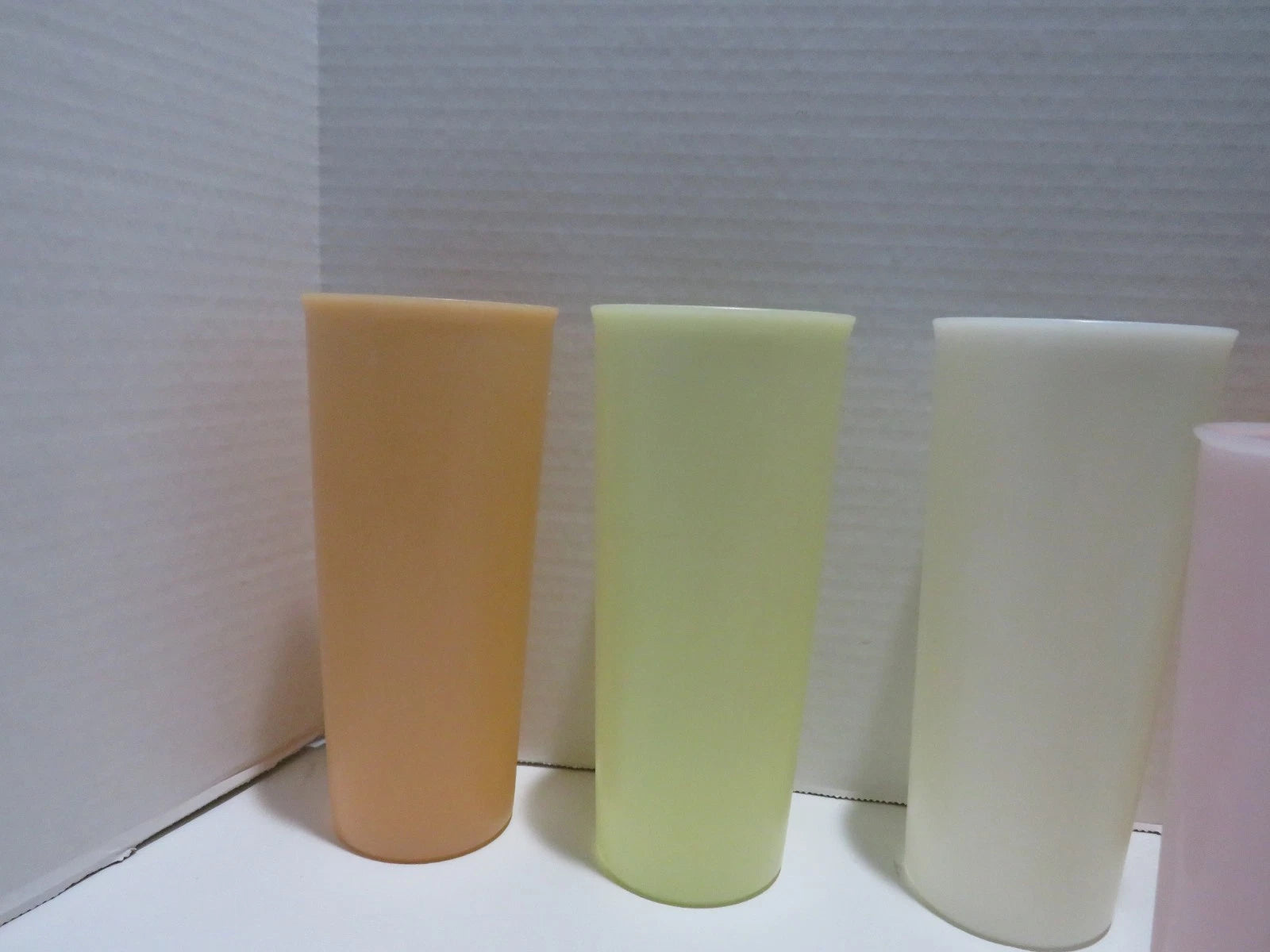 VTG TUPPERWARE 12 OZ & 8 OZ TUMBLERS 6-12 OZ/2-8OZ 1970'S PASTELS TOTAL SET OF 8 | eBay