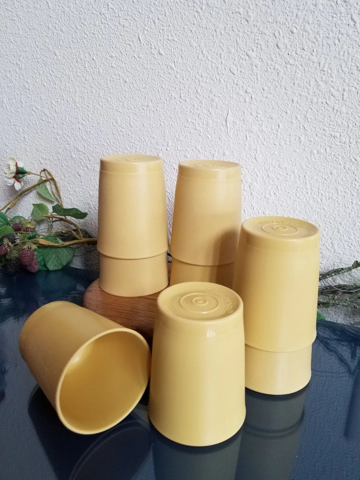 Vintage Set of 8 Tupperware Harvest Gold 6 oz Tumblers Cups #1251 Orange juice | eBay